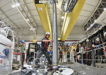 Hito científico sin precedentes: Se demuestra que la gravedad también atrae a la antimateria