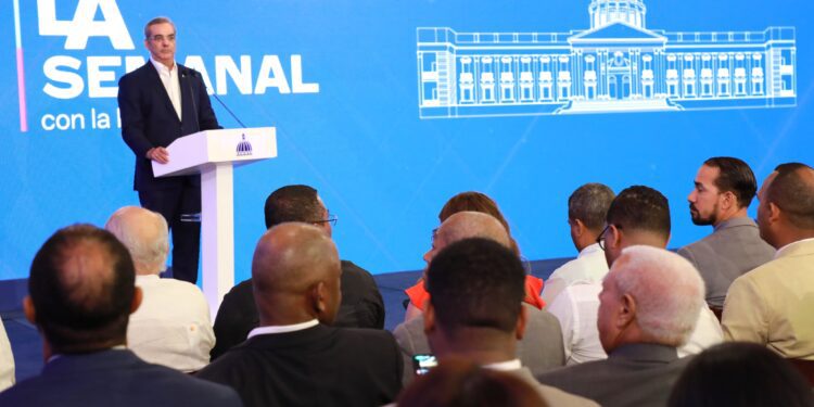 Gobierno ha entregado más de 50 mil viviendas y 70 mil titulos de propiedad en tres años