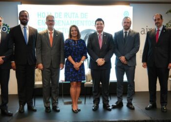 AIRD y MICM impulsan encadenamientos entre manufactura local y regímenes especiales