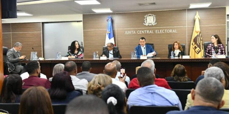 JCE: Método de sorteo seleccionó a los ganadores tras empates en primarias PRM