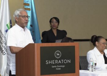 Más de 23 mil docentes de nuevo ingreso aprueban programa de inducción