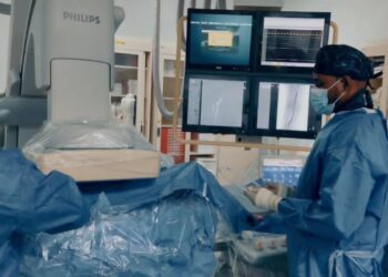 Realizan en el país novedosa cirugía renal