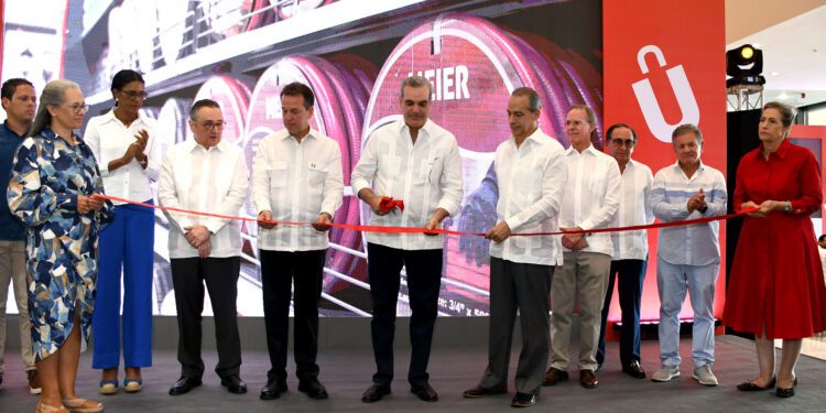Almacenes Unidos Inaugura Sucursal en Punta Cana