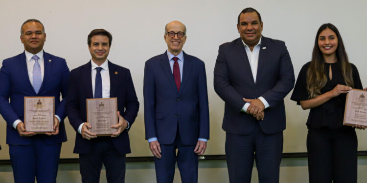 Cambio Climático celebra 15 aniversario con logros y desafíos para un futuro más sostenible