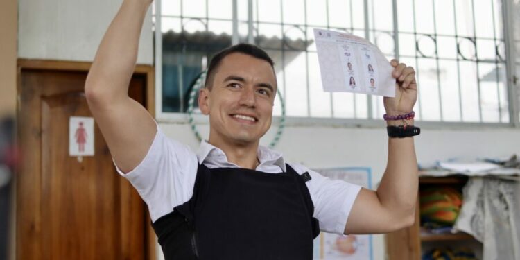 Elecciones en Ecuador: Daniel Noboa lidera escrutinios con el 52.08% de votos