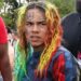 Tekashi 6ix9ine recibe apoyo en La Vega de grupos que ignoran a los agredidos