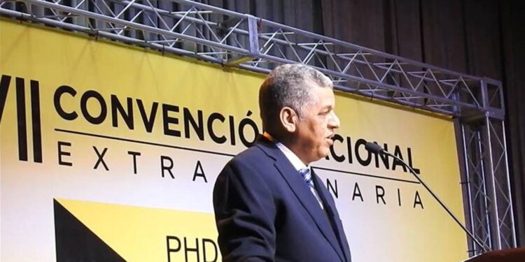 PHD busca alianzas políticas con PRM y otras fuerzas