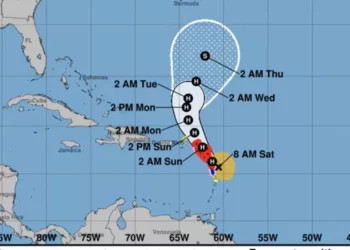 Huracán Tammy azota el Caribe: Antigua y Barbuda en Alerta máxima