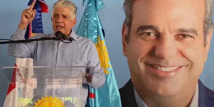 DXC elige a Luis Abinader como su candidato a la presidencia 