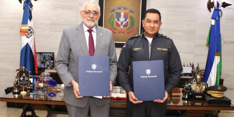 Jóvenes podrán ingresar a la Policía desde los escenarios del béisbol invernal