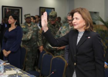 Vicepresidenta anuncia integración de base de datos de Migración en la Policía Nacional 