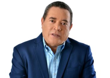 René Fortunato premiado en Turquía y distinguido en Roma