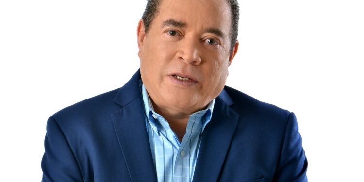 René Fortunato premiado en Turquía y distinguido en Roma