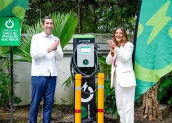 Unibe y Evergo revolucionan la movilidad sostenible en República Dominicana