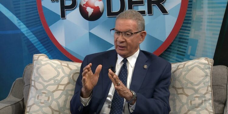 Expresa preocupación por salida de  Ray Guevara del Tribunal Constitucional 