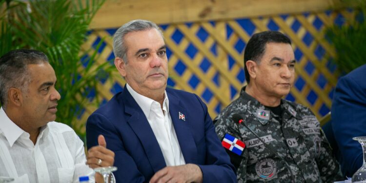 Presidente Abinader encabeza reunión de seguimiento al Plan de Seguridad Ciudadana