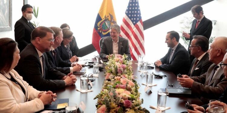 EEUU enviará fuerzas militares para combatir el narcotráfico en Ecuador