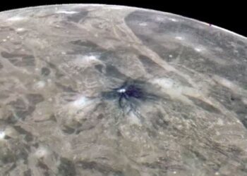 La NASA descubre sales minerales y compuestos orgánicos en Ganímedes