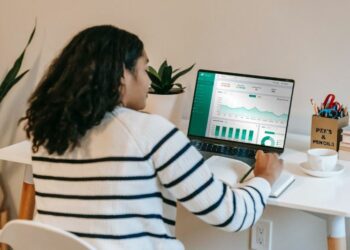 Más de 399,000 empresas en RD están obligadas a implementar la facturación electrónica