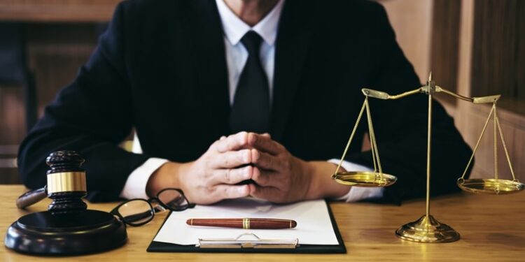 Dominicano enfrenta hasta 25 años de cárcel por agredir policía en NY