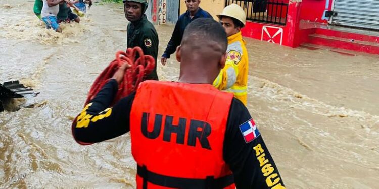 MIDE con apoyo del COE implementa el Plan Relámpago para asistencia humanitaria