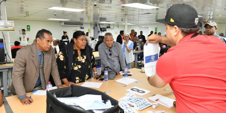 Revisión de votos por JCE confirma resultados de primarias en regidurías