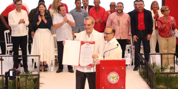 Con estas palabras Federico Antún habló de la necesidad de reelegir a Abinader