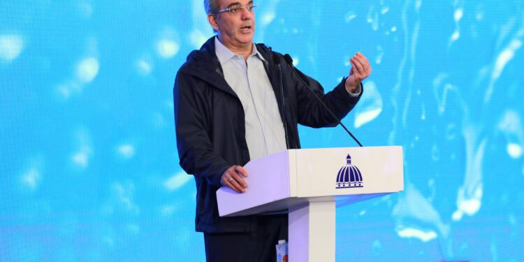 Presidente Abinader aclara origen del colapso en la 27 de Febrero