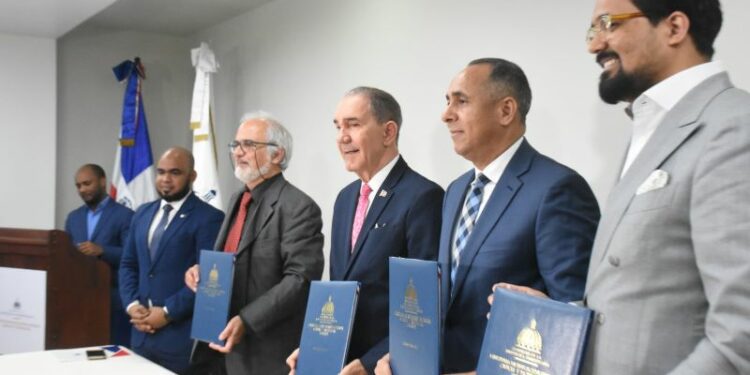 Gobierno RD firman memorándum con la RedClara para impulsar a la investigación y la educación