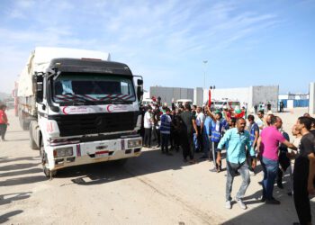 Egipto recibe a heridos de Gaza y a portadores de pasaporte extranjero