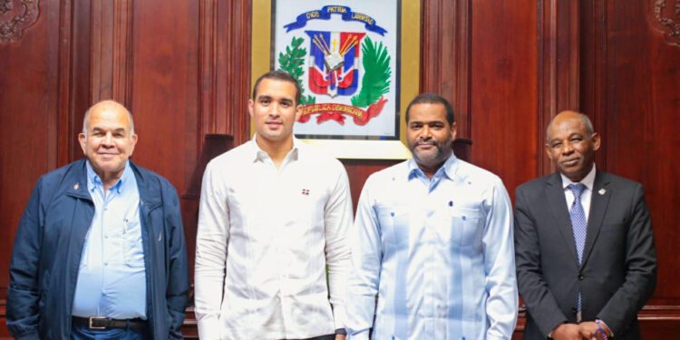 RD aborda crisis haitiana y violaciones fronterizas en el Parlamento Europeo