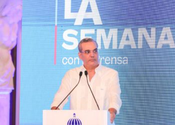 Abinader anuncia 3,000 millones de pesos para mecanización en sectores agrícola y construcción