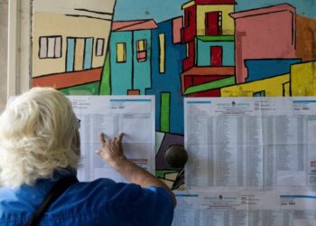 Cierran colegios electorales en Argentina con un 78% de participación