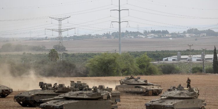 Ejército israelí avanza en inmediaciones de ciudad de Gaza