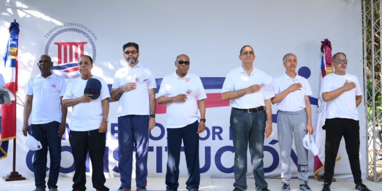 Tribunal Constitucional celebra la novena edición de su caminata por la constitución