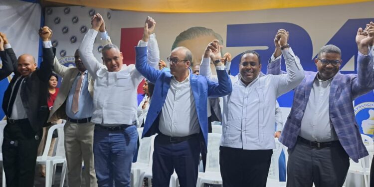 PRM respalda a Richard Peña para presidir el CARD en Santo Domingo