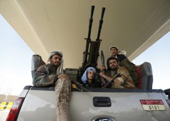 Huthis Yemeníes secuestran buque en Mar Rojo; Israel condena acción