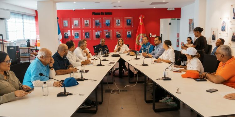 Alcaldesa Carolina Mejía expresa solidaridad con afectados por Lluvias