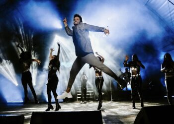 Manny Cruz Ilumina Puerto Plata con su desbordante pasión por el merengue