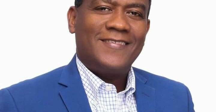 Jorgelin García Plata renuncia del PLD y cuestiona la pérdida de principios