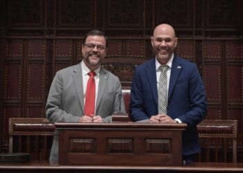 Legislación en Nueva York protegerá  privacidad del ADN y Derechos Civiles