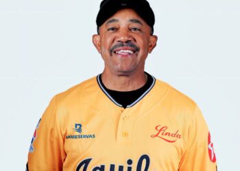 Tony Peña asume el mando de las Águilas Cibaeñas tras serie de derrotas