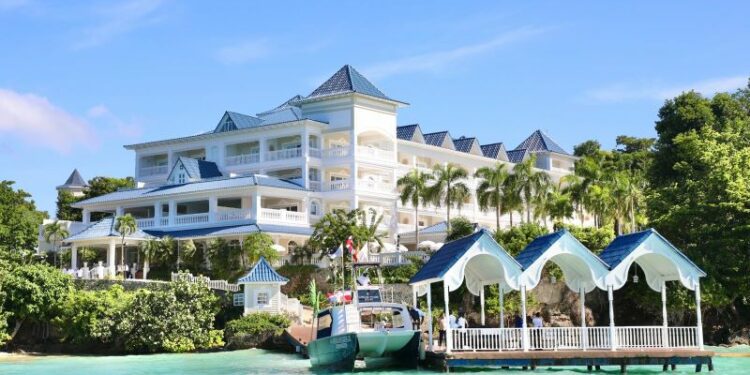 Abinader proyecta inversión extranjera de 4,400 Millones de dólares para este año en RD