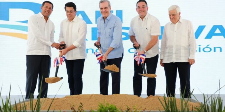 Abinader anuncia inversiones para impulsar el turismo desde la Ciudad Colonial