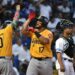 Águilas pegan 12 hits en triunfo 7-4 sobre Licey