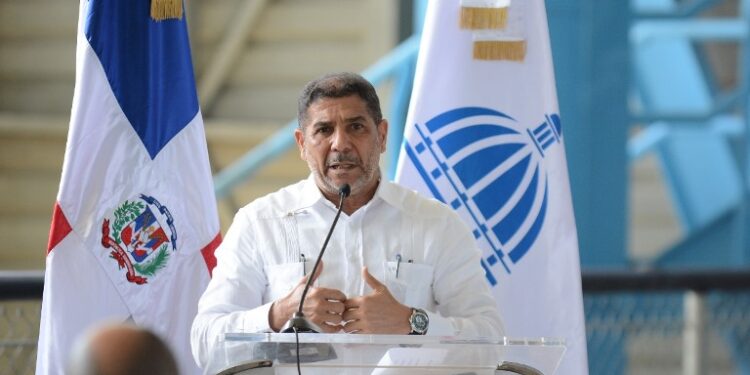 Ministro de Agricultura niega importación de carnes y sus derivados de Brasil