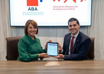 ABA y ADOFINTECH acelerará el paso de transacciones financieras físicas a digitales
