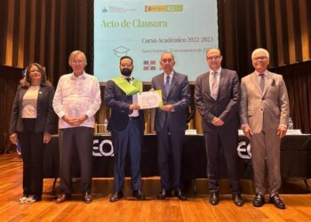 Embajador de España destaca programa de becas internacionales de RD