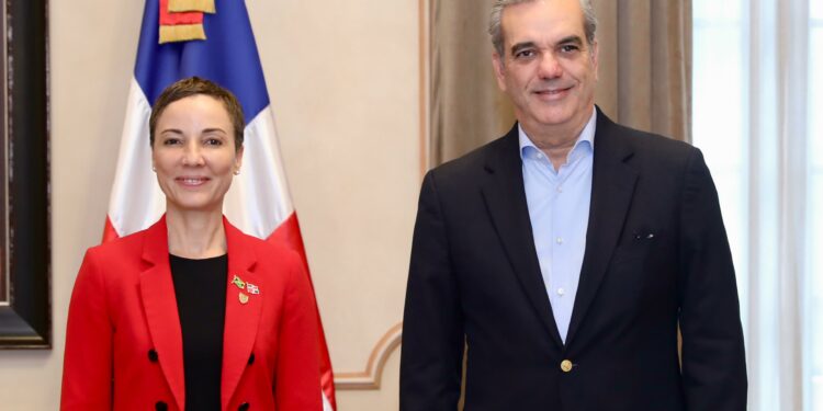 Presidente Abinader recibe a ministra de Relaciones Exteriores de Jamaica
