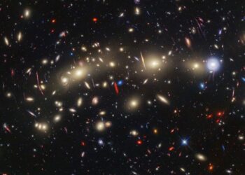 Los telescopios espaciales Webb y Hubble revelan una vista asombrosa del universo